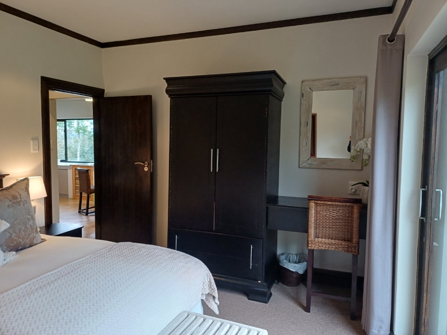 4 Bedroom Property for Sale in Hoekwil Western Cape